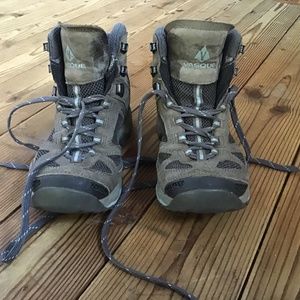 Vasque Breeze Gore-tex Boots